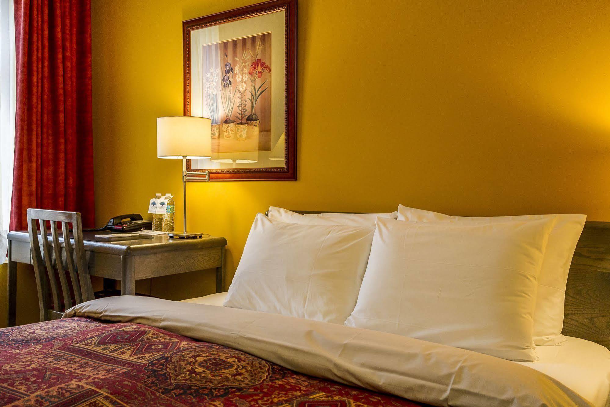 Auberge De La Fontaine Montréal Dış mekan fotoğraf